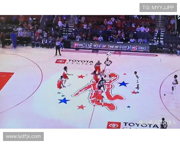 开心极了火箭晒杜兰特为谢泼德激情庆祝彰显球队凝聚力赛场精神 开心极了火箭晒杜兰特为谢泼德激情庆祝彰显球队凝聚力赛场精神